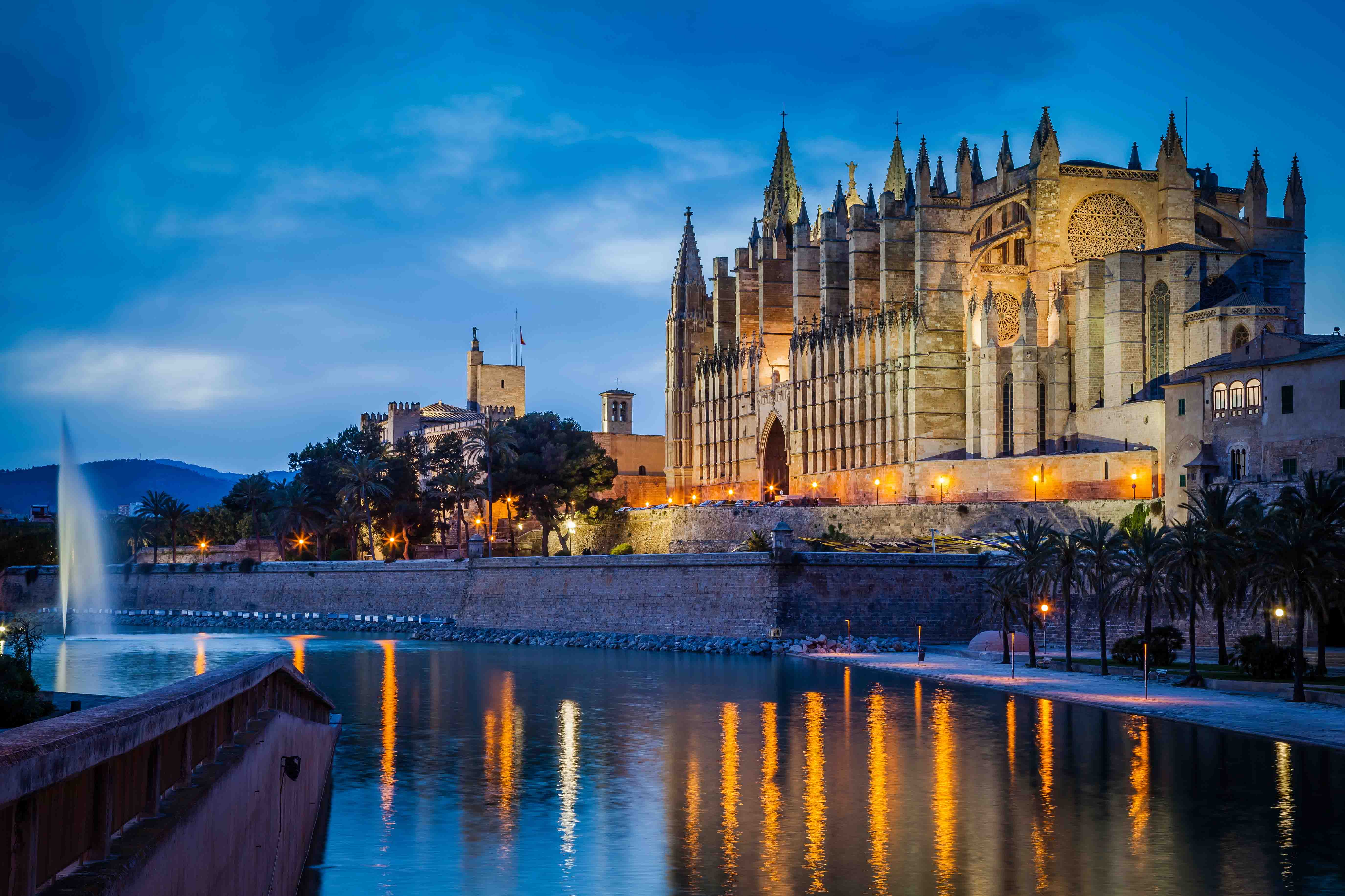 Die Kathedrale von Palma de Mallorca: die Kathedrale des Lichts