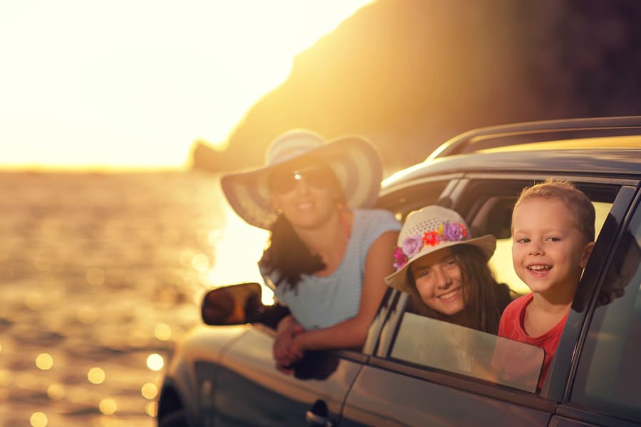 Nueva normativa de las sillas infantiles en los coches