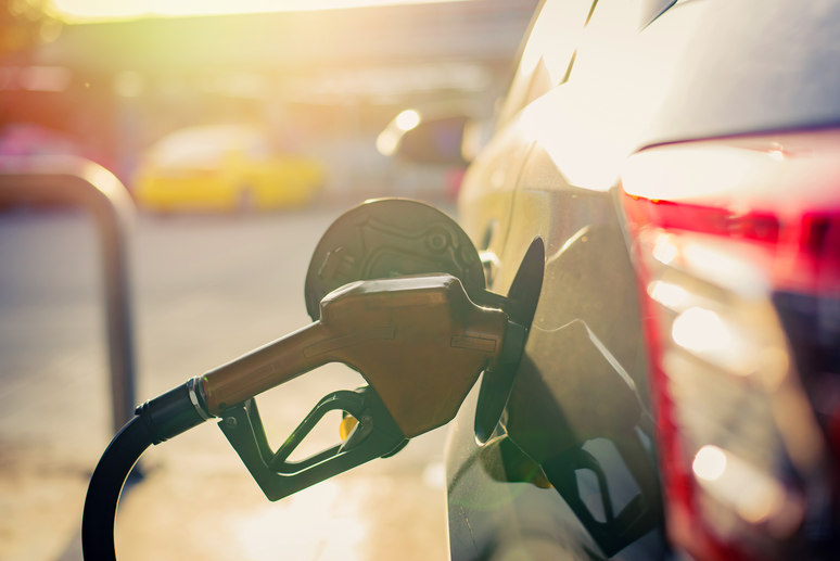 What do you know about the car hire fuel policy?