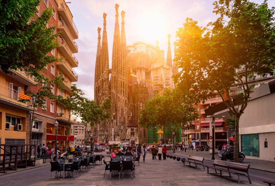 Día de Sant Jordi. La fiesta de la Feria del Libro de San Jordi en Barcelona