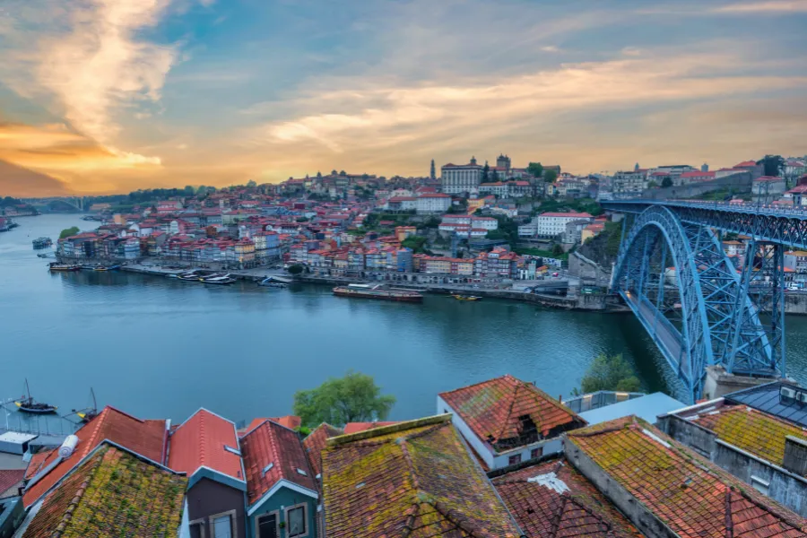 Ruta de 3 días en coche de alquiler para descubrir Oporto y sus alrededores