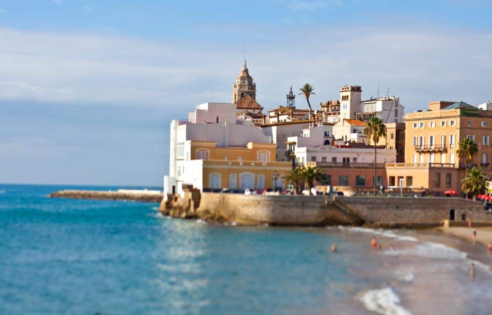 Scenic Villages Near Barcelona for a Relaxing Road Trip