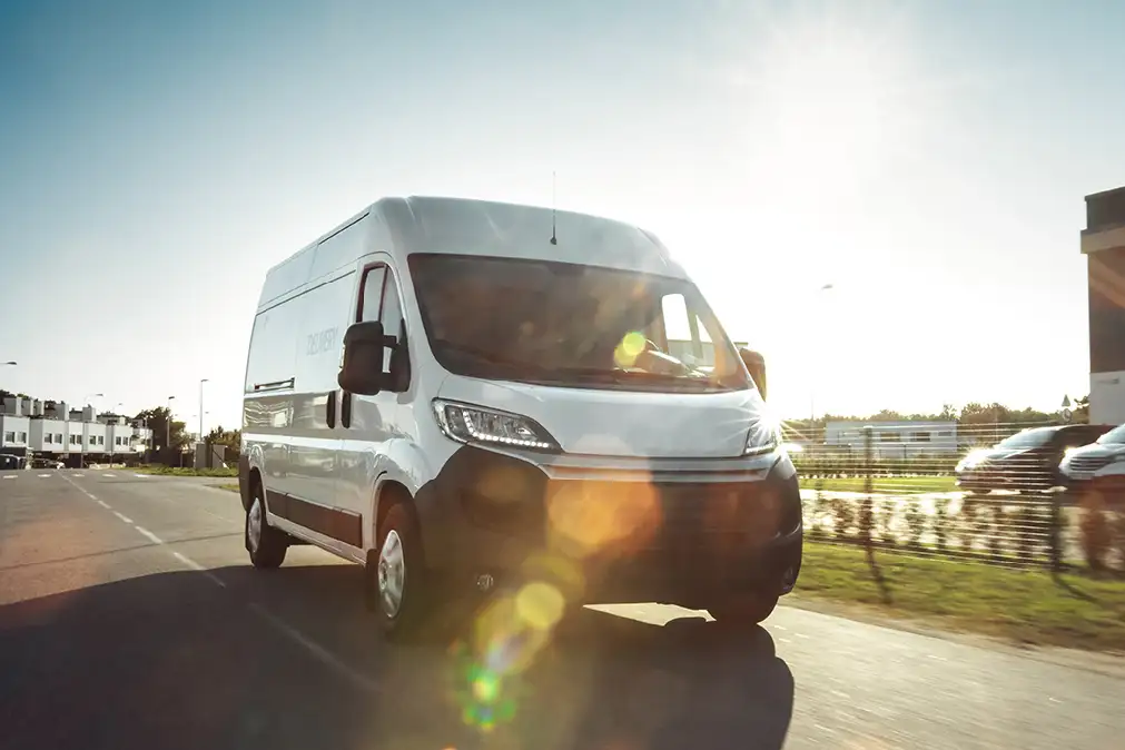 Anmietung eines Transporters mit Record go am Flughafen Josep Tarradellas Barcelona-El Prat (BCN)      