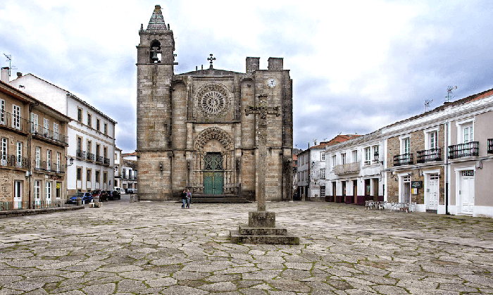 Kirche von San Martiño in Noia
