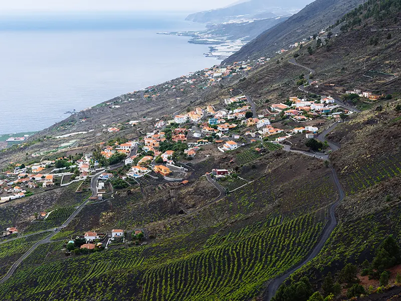 Veduta di Fuencaliente da La Palma