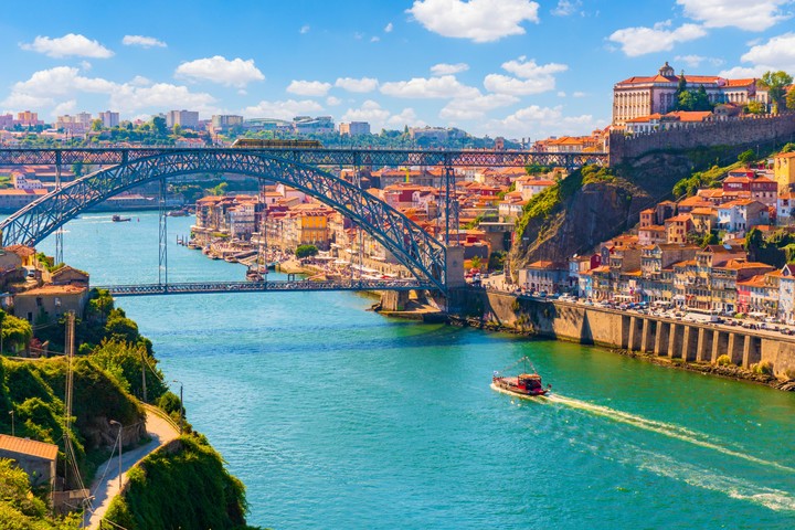 Lloguer de cotxes a Porto sense franquícia