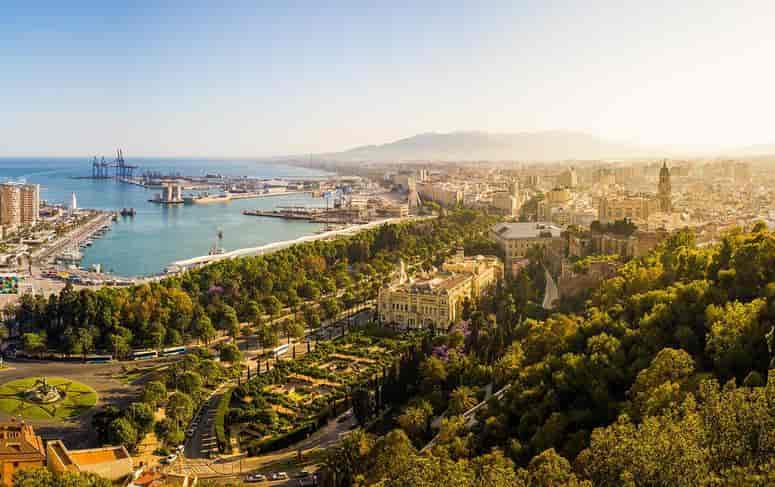 Ventajas del alquiler de coches en Málaga sin tarjeta de crédito con Record go